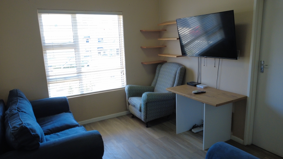 To Let 2 Bedroom Property for Rent in Zonnebloem Western Cape